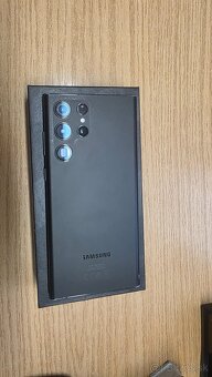 Predám plne funkčný mt. Samsung Galaxy S22 Ultra 5G, 256GB - 7