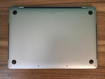 Apple MacBook Pro 13 2017 – i5 / 8GB / 256GB - 7