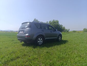 Mitsubishi Outlander 2TDI 4x4 - 7
