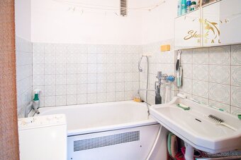 2 IZBOVÝ BYT S BALKÓNOM - VÝBORNÁ LOKALITA - 7