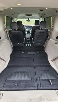 2017 Chrysler Pacifica Touring L - 7
