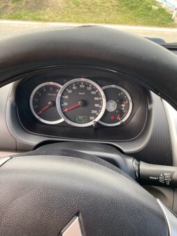 Mitsubishi L200 - 7