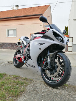 Predám Yamaha R1 Big Bang - 7