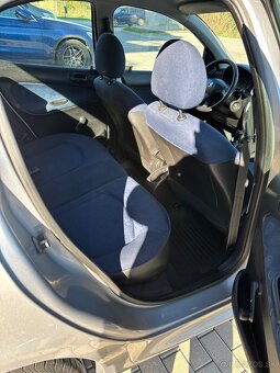 Predám Peugeot 206 1.1 Benzín - 7