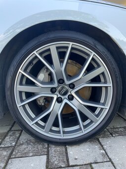 Audi A4 40TDI S line Quattro DPH - 7