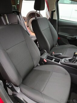 Ford Focus kombi 1.6 - 7