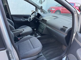 Volkswagen Sharan Facelift 1.9 TDi - 7