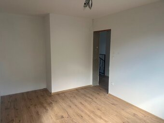 Znížená cena, predaj 5-izb. novostavba, Horný Vadičov,1082m2 - 7
