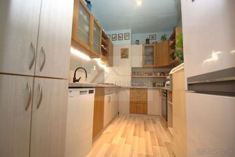 PREDAJ 2 izb BYT 54m2 štvrť SNP Trenčianske Teplice - 7