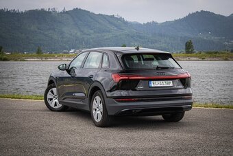 Audi E-tron 55 quattro, 300kW, Webasto, Vzduch - 7