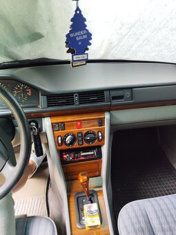 Mercedes Benz w124 - 7