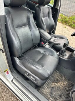 Rozpredam Avensis 2003-2008 5D 2.0 diesel 85kw - 7
