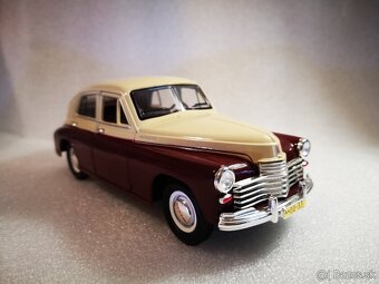 Predám nový kovový model auta, veterána Gaz M20 Pobeda 1:24, - 7