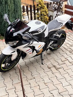 Predam Honda cbr 1000rr - 7