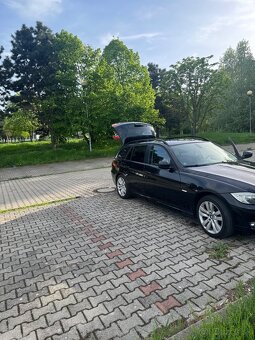 BMW - 7