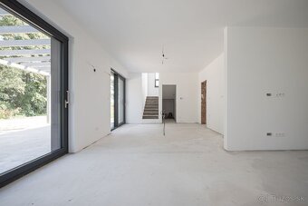 NA PREDAJ 4izb. rekreačný dom pri PENATI - 7