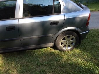Predam Opel Astra 1,7 D rv 2005 , 1. majitel - 7