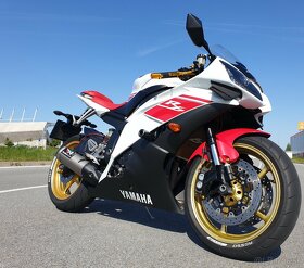 Yamaha r6 - 7