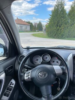 Toyota RAV4 2.0 d4d 4x4 2005 - 7