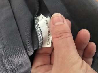 CALVIN KLEIN originál sive pánske tricko XL - 7