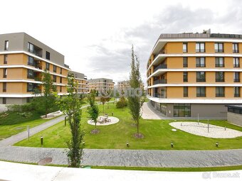 Nájom 1i byt, Bajkalská, Nový Ružinov,balkon,výťah - 7