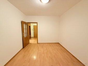 ČIASTOČNE ZARIADENÝ 2izb. BYT S BALKÓNOM, NERUDOVÁ ULICA - 7