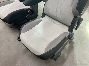 Citroen Berlingo - sada sedadel. 1000Kč - 7