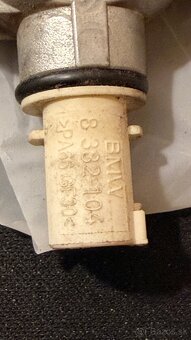 BMW x3 e83 originálne bočné smerovky (pár) - 7