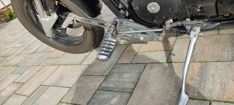 Suzuki Intruder M800 - 7