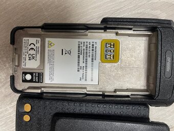 MOTOROLA DP 4800e UHF - 7