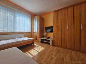 Ponúkam Vám na predaj veľkometrážny 3 izbový byt s balkónom - 7