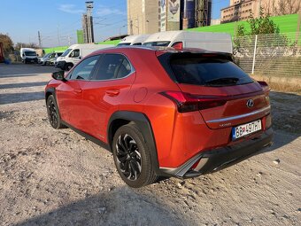 Lexus UX Fsport 4x4 - 7
