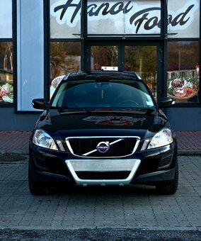 Volvo XC60 D5 (151kW) AWD - Rezervovane - 7