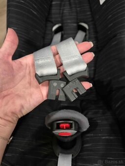 Maxi-Cosi Pebble Plus + ISOFIX základňa + príslušenstvo - 7