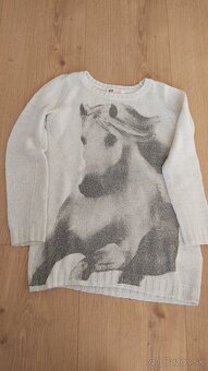 Predám balík oblečenia veľkosť 134 - 140 - 7