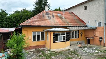 Na predaj 4-izbový poschodový rodinný dom s pekným pozemkom - 7