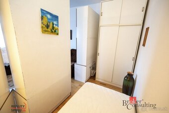 V ponuke priestranný 1izbový byt na THK v blízkosti centra m - 7