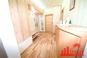 Na predaj veľký 3 izbový byt s lodžiou, 77 m2, Trenčín, Hala - 7