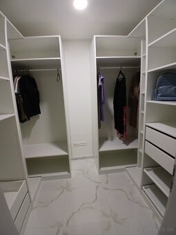 Moderný átriový rodinný dom v Beladiciach – novostavba - 7