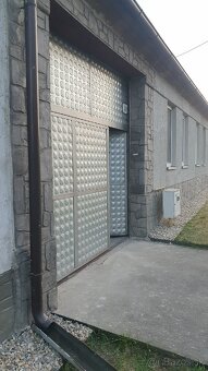 Omietky umely kamen - 7