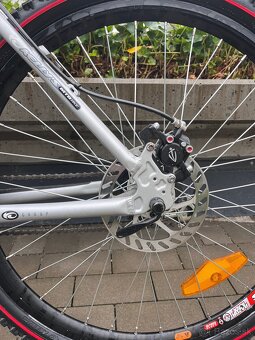 Horsky bicykel KELLYS quartz 26” - 7