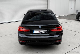 BMW Rad 7 730d xDrive A/T - 7
