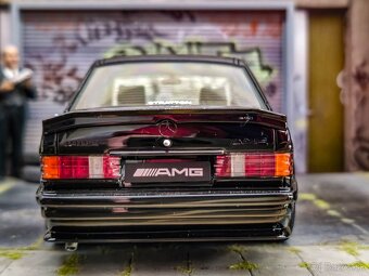 Mercedes 190E [ W201 ] AMG 1:18 Ottomobile - 7