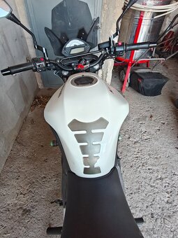Kawasaki ER6N - 7
