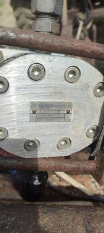 MALOTRAKTOR S HYDRAULIKOU - 7