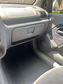 Predám renault clio - 7