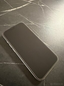 iPhone 15 pro prírodný titán - 7