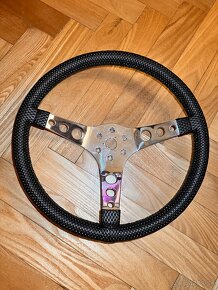 Renovace a obšítí sportovního volantu pro vašeho veterána - 7