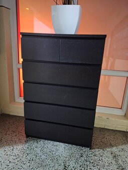 Dyhovana cierna suflikova komoda IKEA - 7