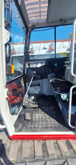 TAKEUCHI TB290-2V DIESEL - 7